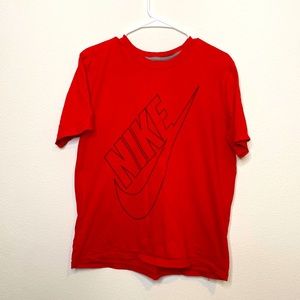 Nike Cotton T-Shirt. Size M. Red.